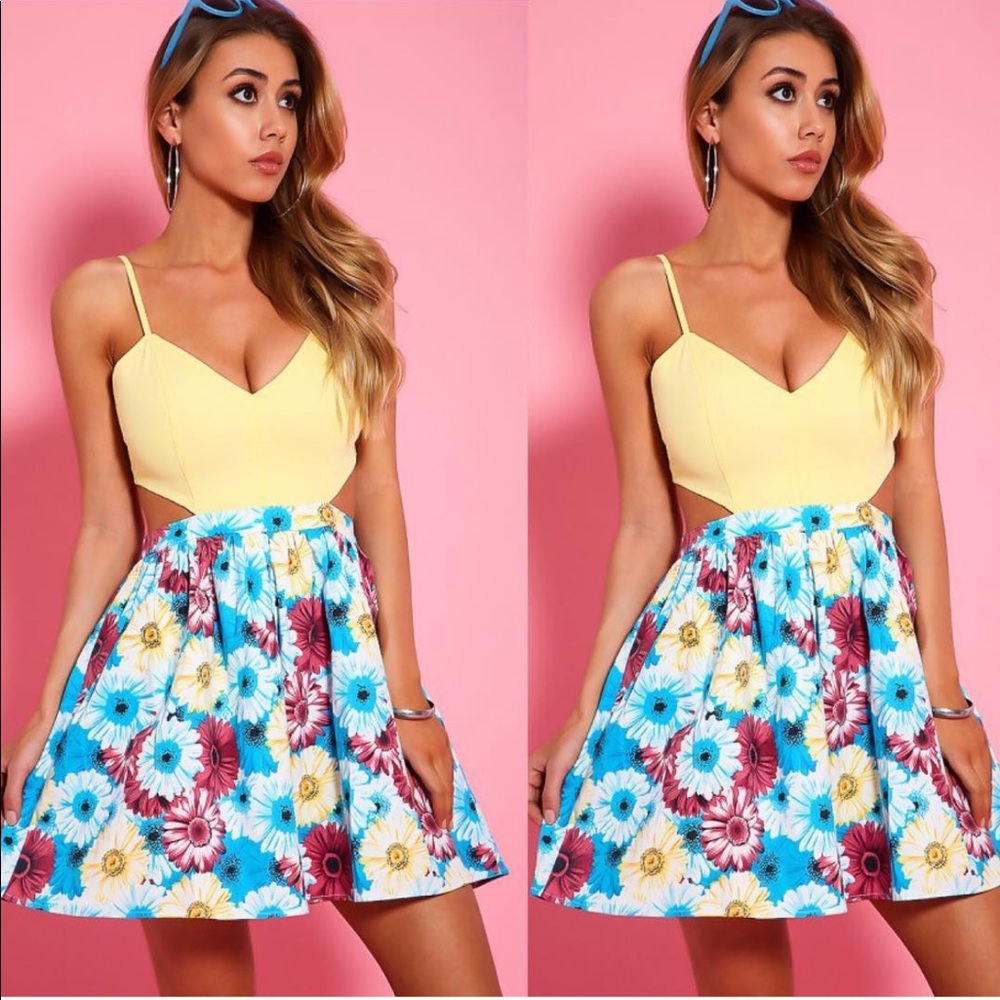 Multi Floral Summer Dress Mini Cut Out Size S